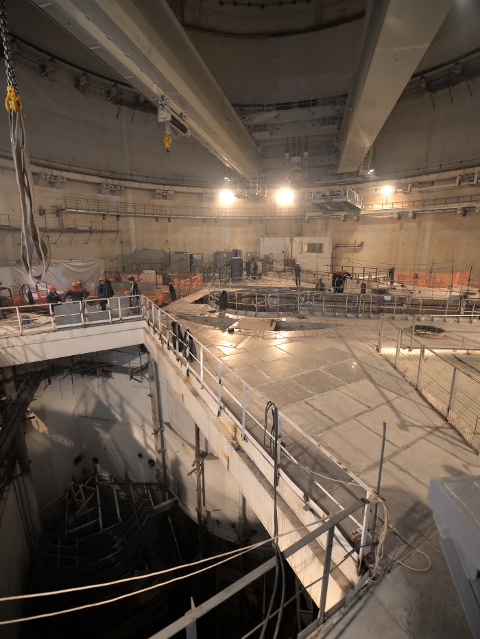 РоАЭС: На энергоблоке №4 готовится «чистая зона» под монтаж корпуса реактора.